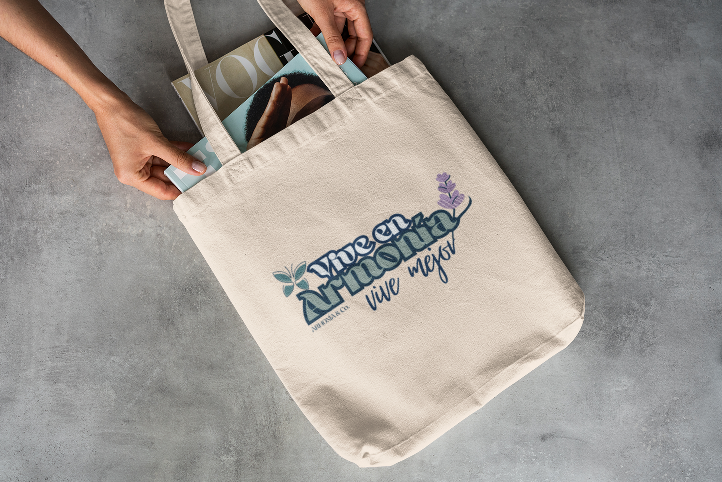 Vive en Armonía Tote Bag